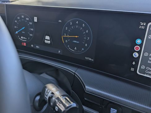 Used 2025 Hyundai Santa Fe Calligraphy image 11