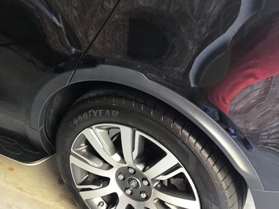 Used 2018 Land Rover Discovery HSE Luxury