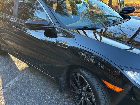 Used 2021 Honda Civic Sport image 18