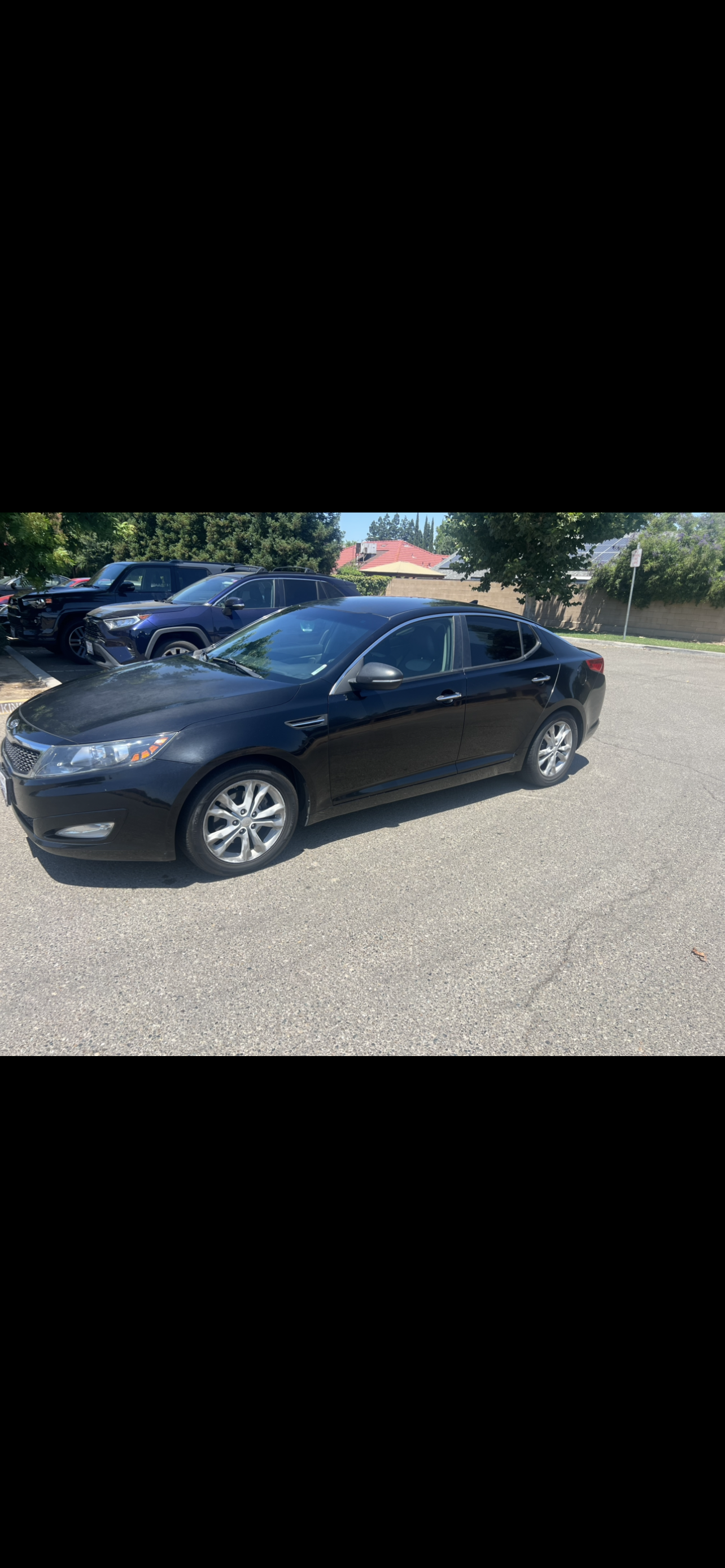 Used 2012 Kia Optima LX FWD image 1
