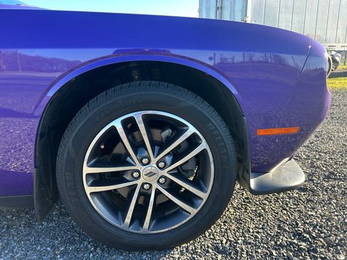 Used 2019 Dodge Challenger GT w/ Plus Package image 11