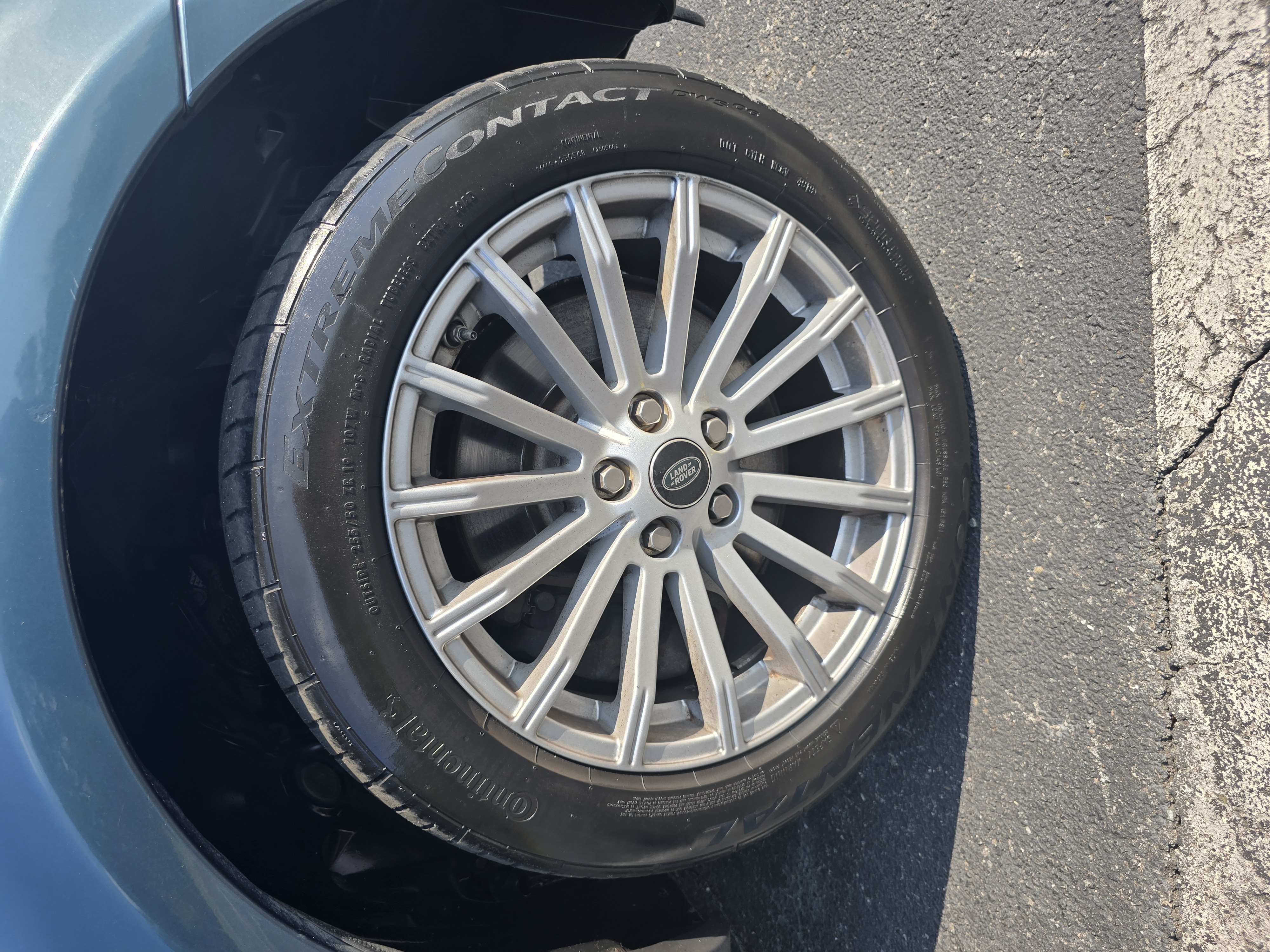 Used 2012 Land Rover Range Rover Sport HSE AWD/4WD image 10