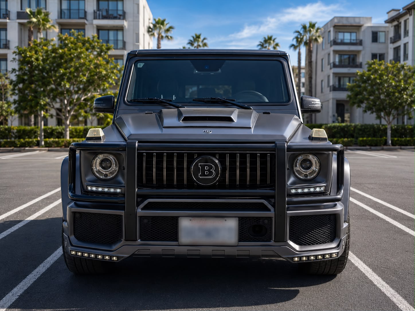 Used 2016 Mercedes-Benz G 63 AMG 4MATIC image 1