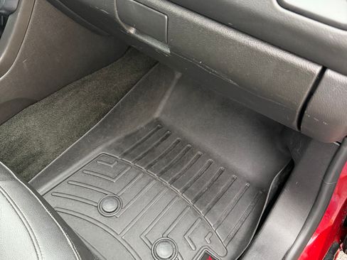 Used 2016 Chevrolet Colorado LT w/ Luxury Package, Chrome image 8