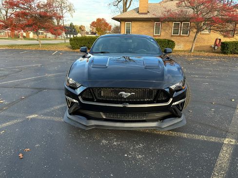 Used 2019 Ford Mustang GT w/ Performance Package - Level 2 RWD image 2
