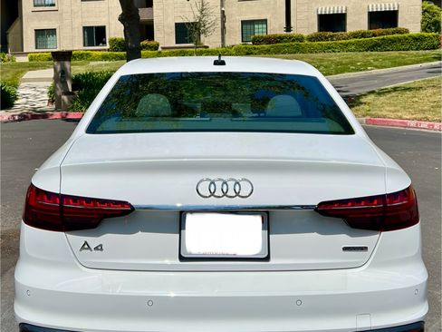 Used 2022 Audi A4 2.0T Premium Plus w/ Premium Plus Package image 2