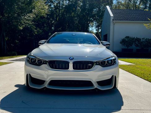 Used 2019 BMW M4 Coupe image 2