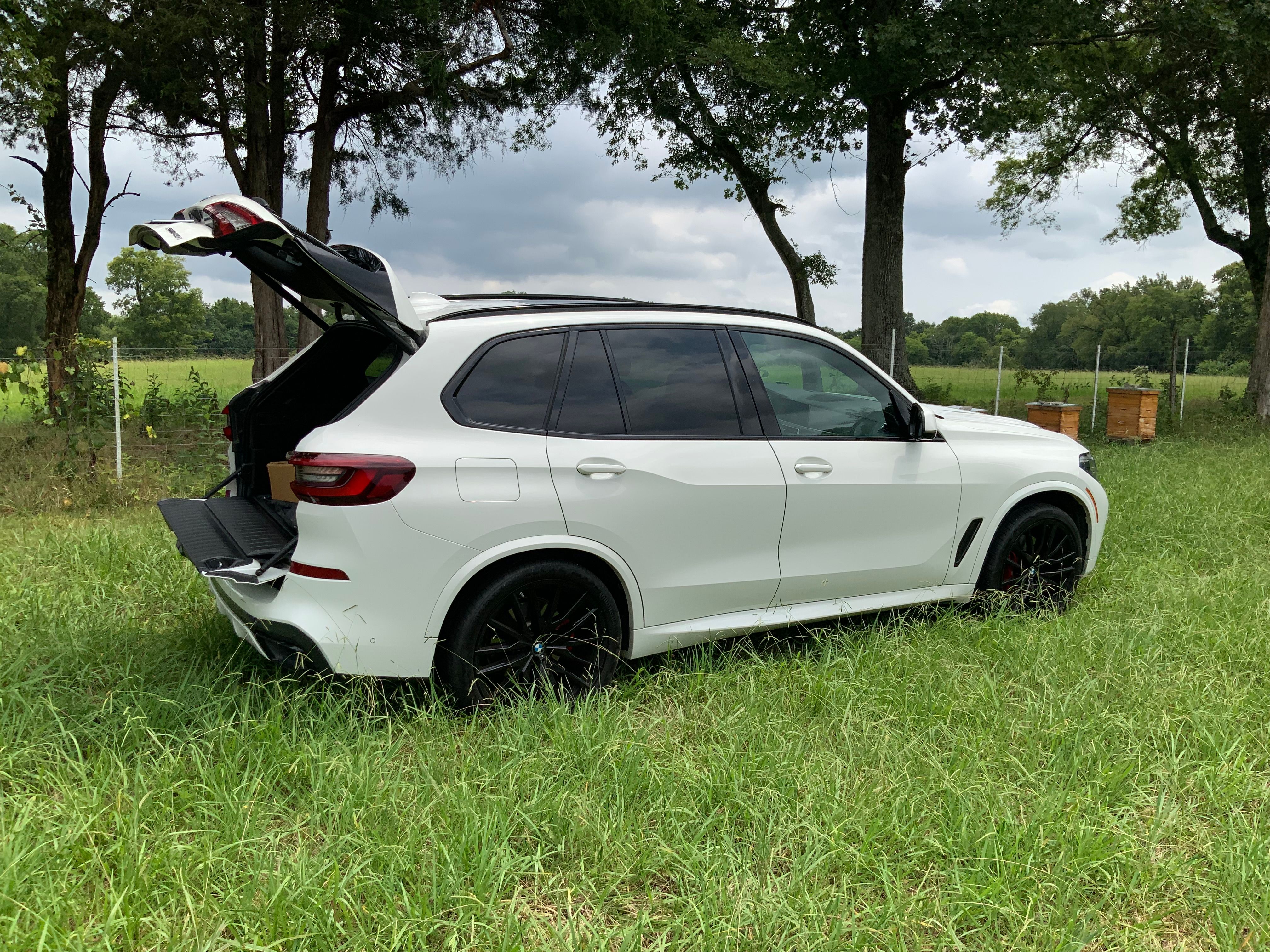 Used 2022 BMW X5 xDrive40i w/ M Sport Package AWD/4WD image 27