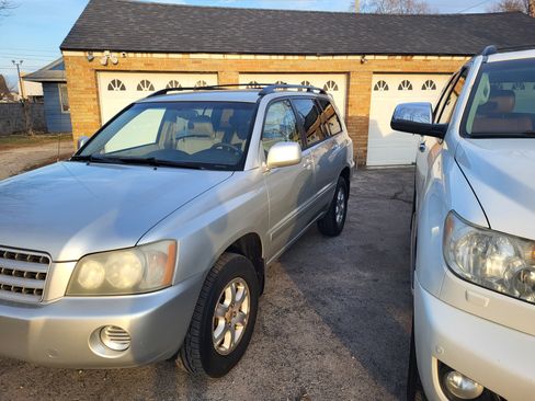 Used 2003 Toyota Highlander 4WD V6 image 2