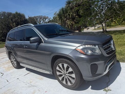 Used 2019 Mercedes-Benz GLS 450 4MATIC image 5