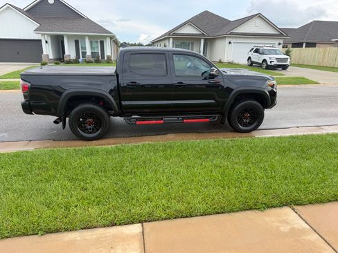 Used 2019 Toyota Tacoma TRD Pro AWD/4WD image 4