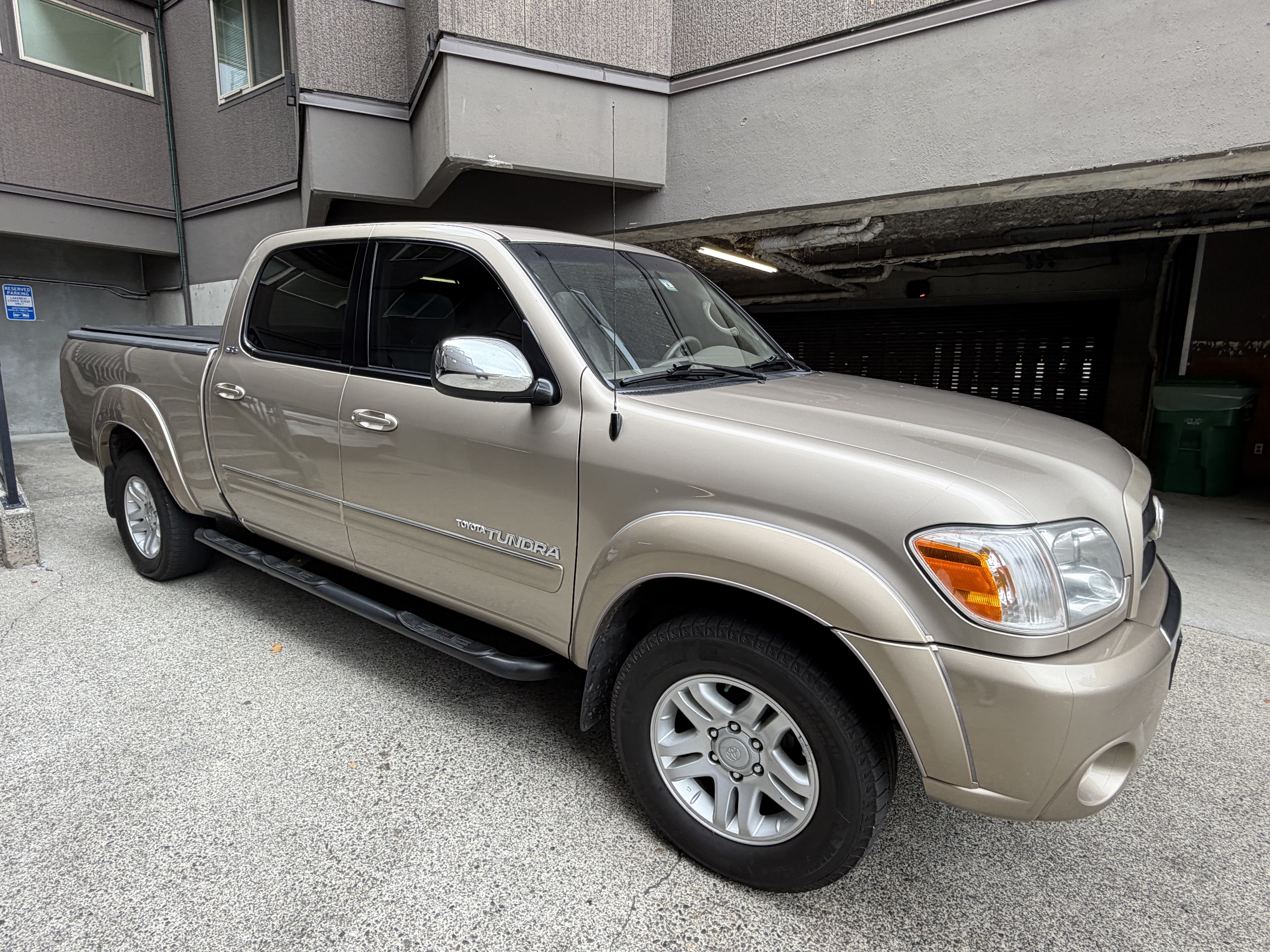 Used 2006 Toyota Tundra SR5 w/ All Weather Guard Pkg AWD/4WD image 4
