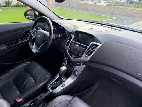 Used 2014 Chevrolet Cruze LTZ image 6