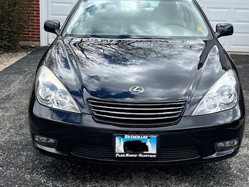 Used 2004 Lexus ES 330 image 2