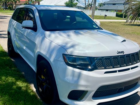 Used 2018 Jeep Grand Cherokee Trackhawk image 5