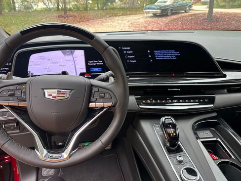 Used 2023 Cadillac Escalade V w/ LPO, ONYX Package image 15