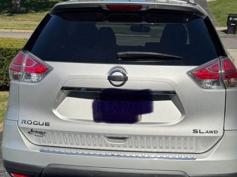 Used 2015 Nissan Rogue SL w/ SL Premium Package AWD/4WD image 5