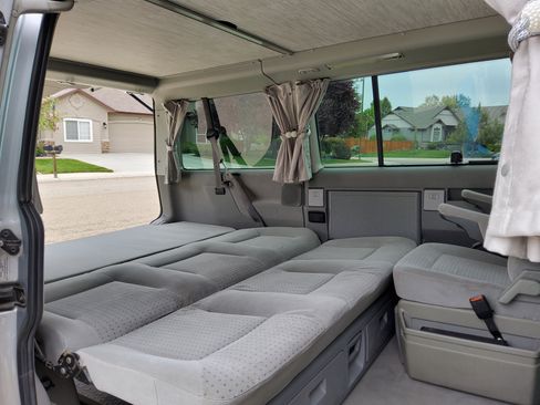 Used 2003 Volkswagen Eurovan MV image 5