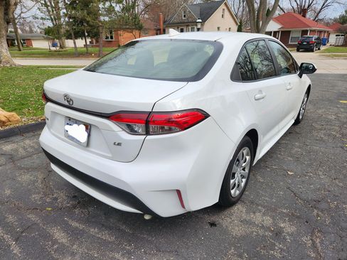 Used 2020 Toyota Corolla LE image 5