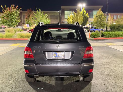 Used 2011 Mercedes-Benz GLK 350 4MATIC image 8
