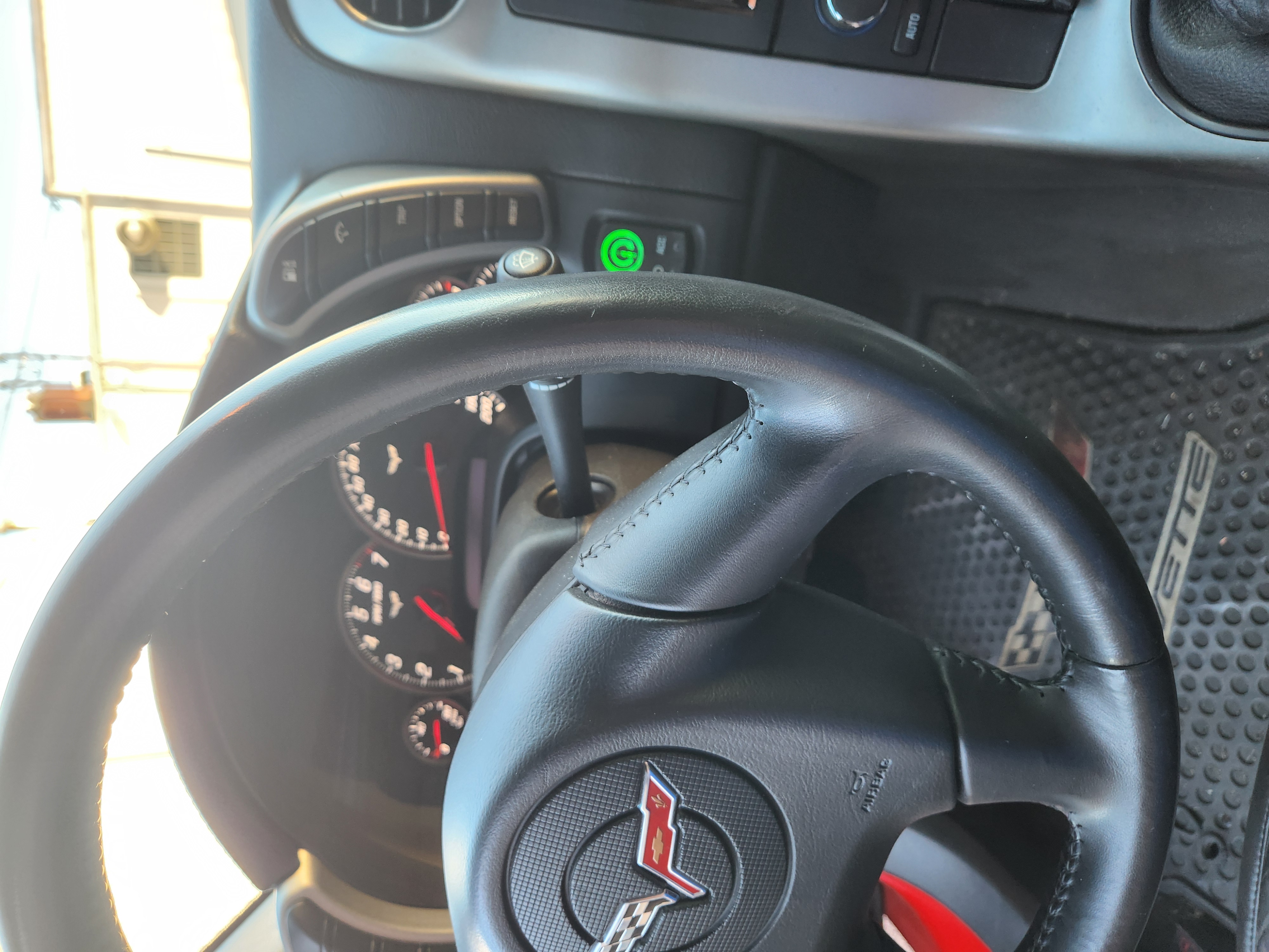 Used 2005 Chevrolet Corvette Coupe RWD image 9