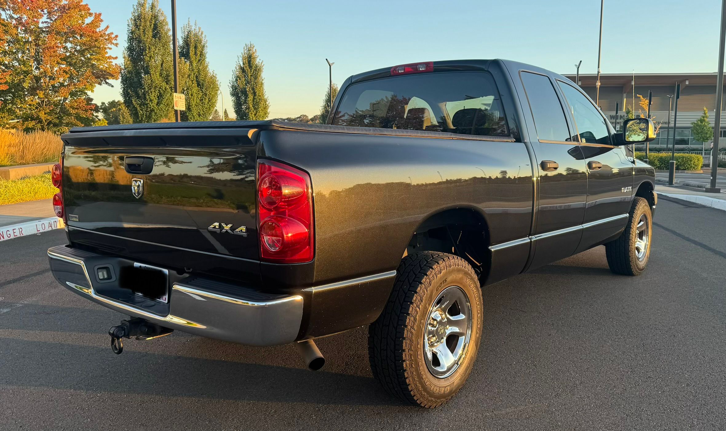 Used 2008 Dodge Ram 1500 Truck ST AWD/4WD image 5