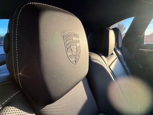 Used 2018 Porsche Cayenne Turbo S w/ Premium Package Plus image 18