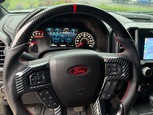 Used 2018 Ford F150 Lariat w/ Equipment Group 502A Luxury AWD/4WD image 13