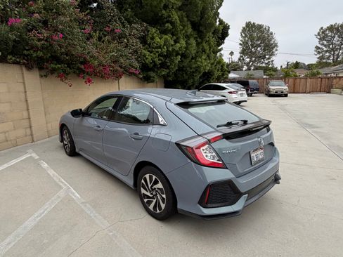 Used 2019 Honda Civic LX image 2