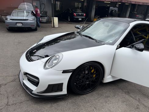 Used 2007 Porsche 911 Turbo AWD/4WD image 5