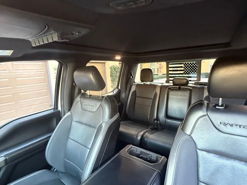 Used 2019 Ford F150 Raptor w/ Equipment Group 802A Luxury image 15