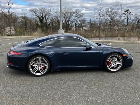Used 2015 Porsche 911 Carrera S image 13