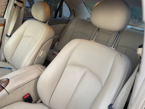 Used 2003 Mercedes-Benz E 320 Sedan image 6