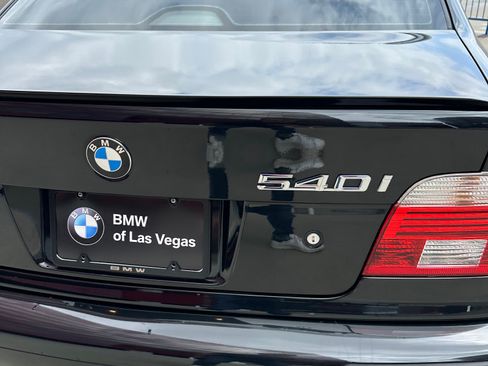 Used 2003 BMW 540i Sedan image 9