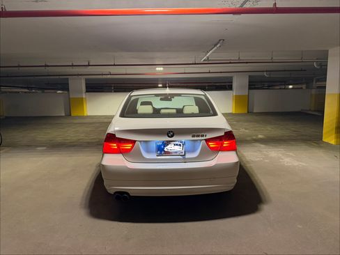 Used 2011 BMW 328i xDrive Sedan image 10