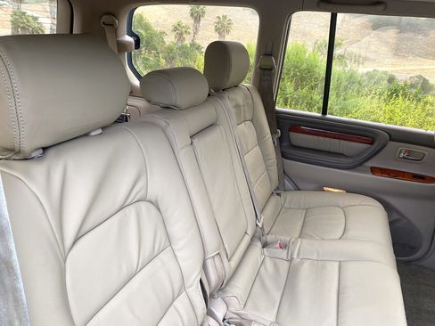 Used 2000 Lexus LX 470 4WD image 11