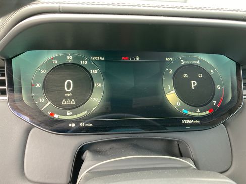 Used 2023 Land Rover Range Rover Sport SE Dynamic image 11