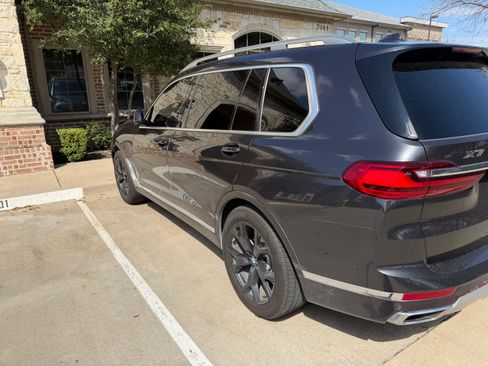 Used 2019 BMW X7 xDrive40i w/ Premium Package AWD/4WD image 22