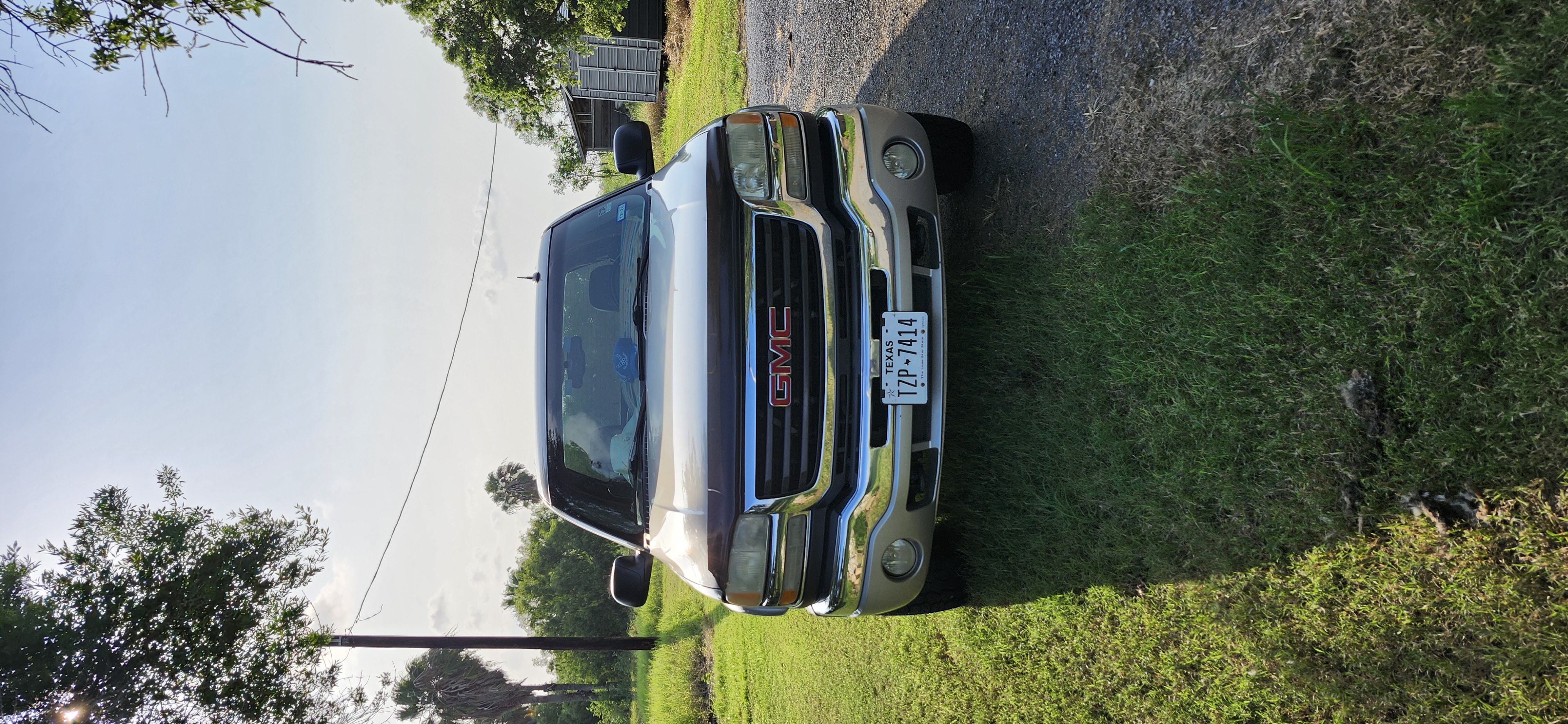 Used 2004 GMC Sierra 2500 SLT w/ Heavy-Duty Power Package RWD image 6