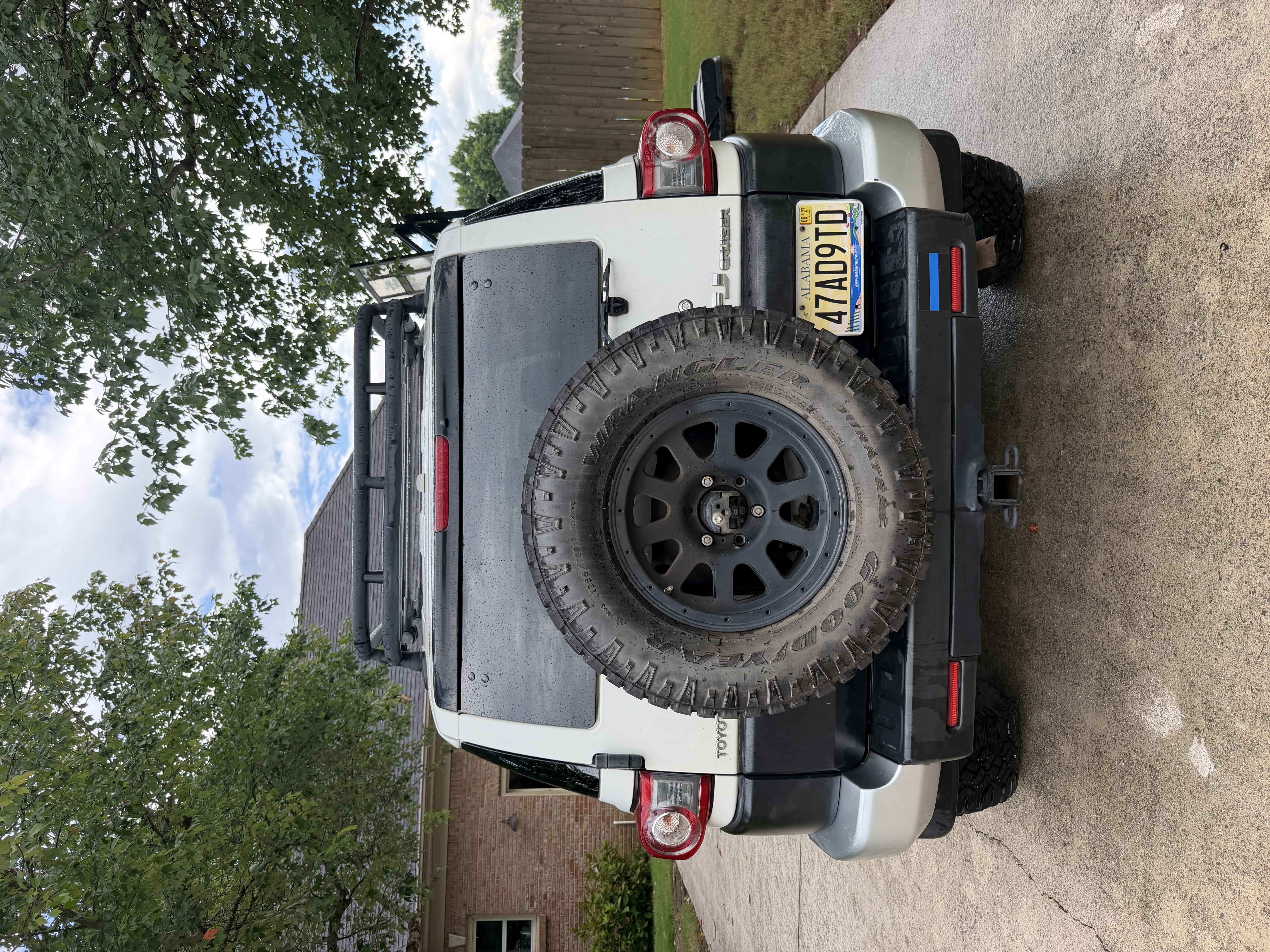 Used 2012 Toyota FJ Cruiser 4WD w/ Convenience Pkg image 6