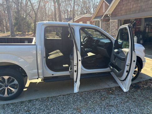 Used 2019 Ford F150 XL w/ Equipment Group 101A Mid image 13