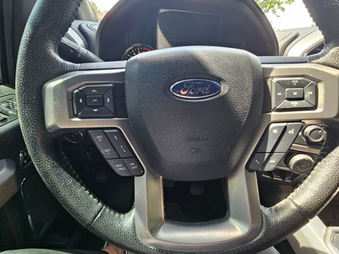 Used 2016 Ford F150 Platinum w/ Equipment Group 701A Luxury image 16