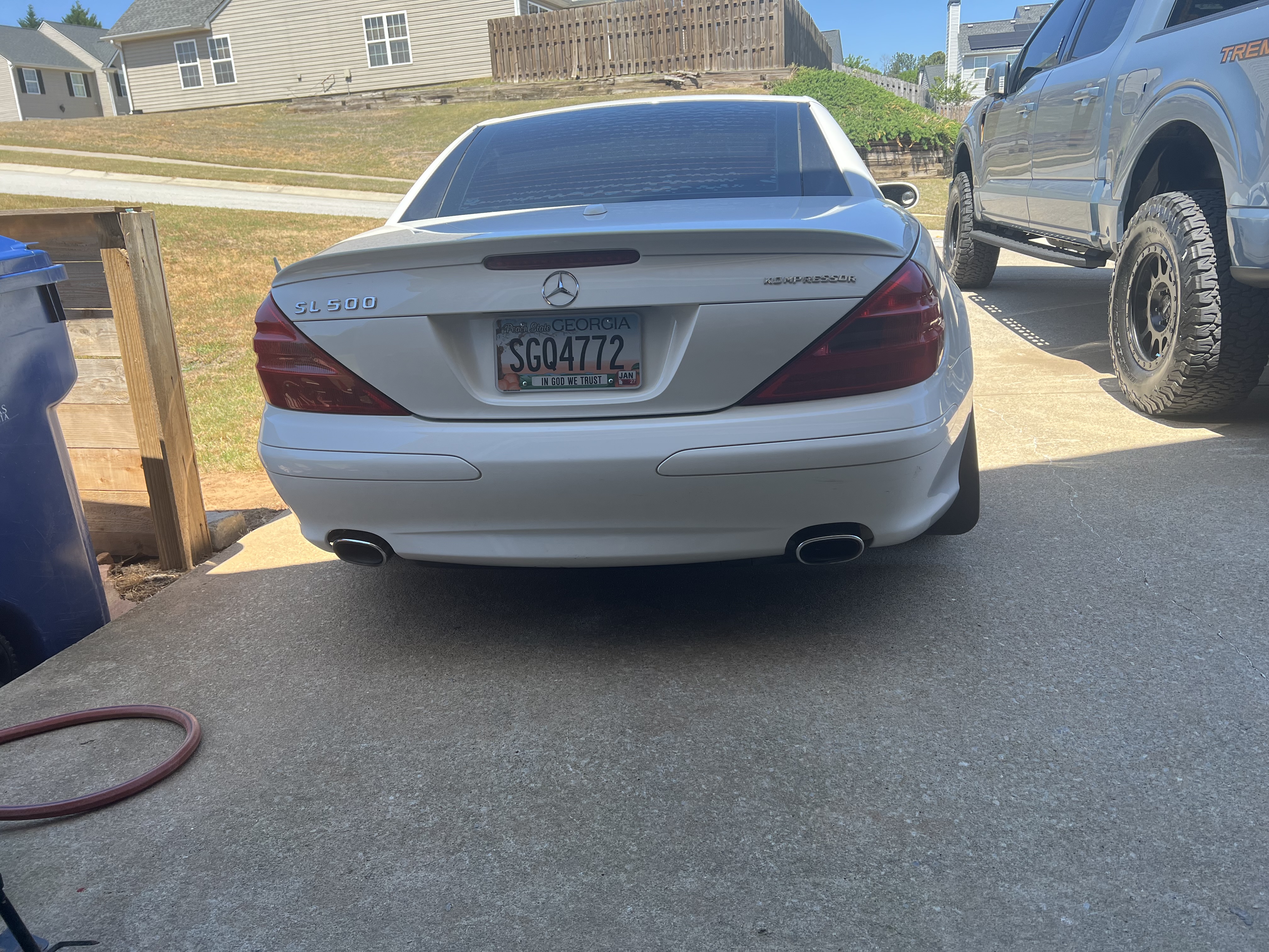 Used 2005 Mercedes-Benz SL 500 image 2