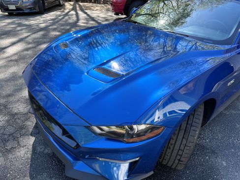 Used 2018 Ford Mustang GT w/ GT Performance Package RWD image 8