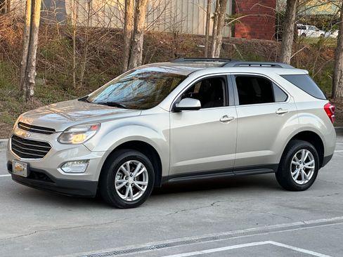 Used 2016 Chevrolet Equinox LT w/ Convenience Package image 4