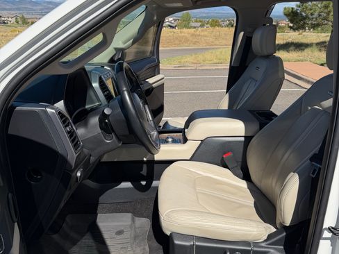 Used 2020 Ford Expedition Max Platinum AWD/4WD image 16