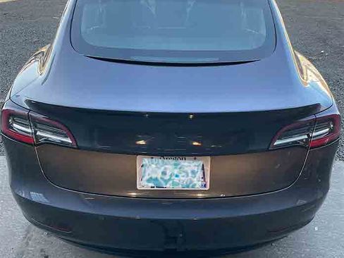 Used 2019 Tesla Model 3 image 4