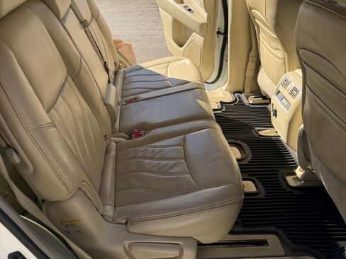 Used 2014 INFINITI QX60 AWD w/ Premium Plus Package image 13