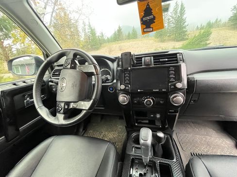 Used 2021 Toyota 4Runner TRD Off-Road Premium w/ Moonroof Package image 19