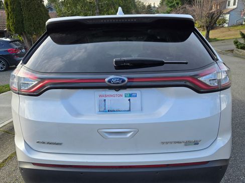 Used 2016 Ford Edge Titanium w/ Equipment Group 301A image 11